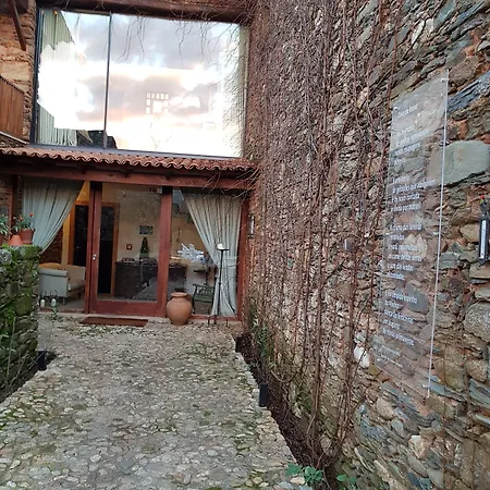 Casa De Baixo - Nature Hotel * Alvoco das Várzeas