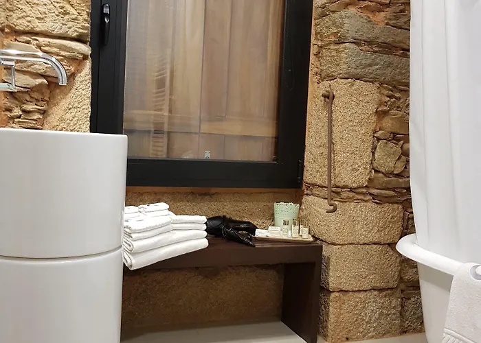 Casa De Baixo - Nature Alojamento de Turismo Rural *