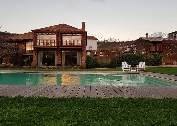 Casa De Baixo - Nature Фермерский дом