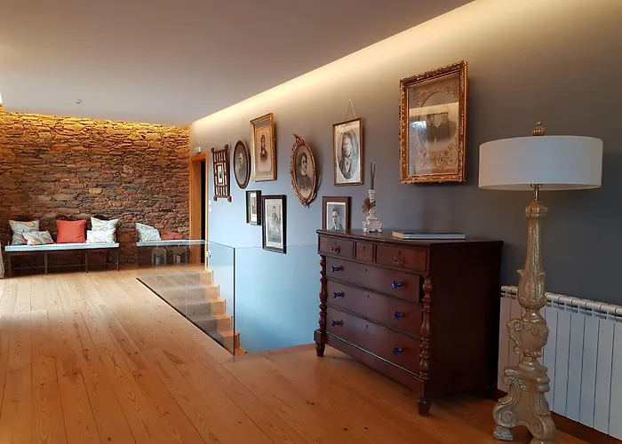 Фермерский дом Casa De Baixo - Nature Alvoco das Varzeas
