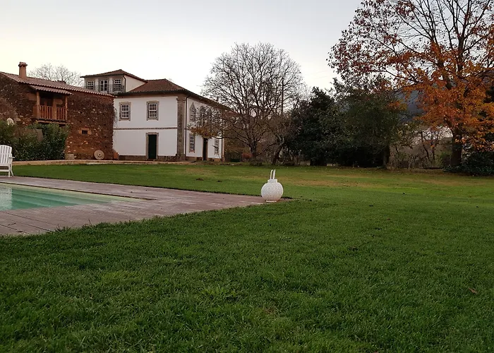 Casa De Baixo - Nature Alojamento de Turismo Rural *