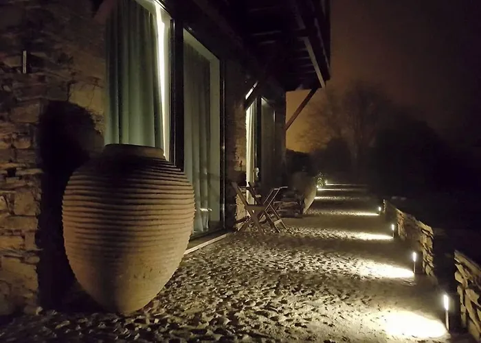 Casa De Baixo - Nature Фермерский дом *