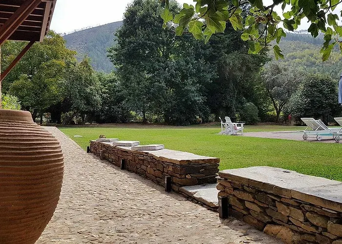 Alojamento de Turismo Rural Casa De Baixo - Nature *